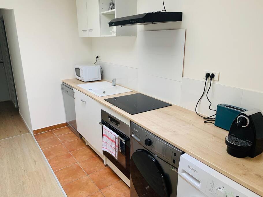 Appartement T3, Au Coeur De Montpellier, Wifi Et Climatisation Esterno foto